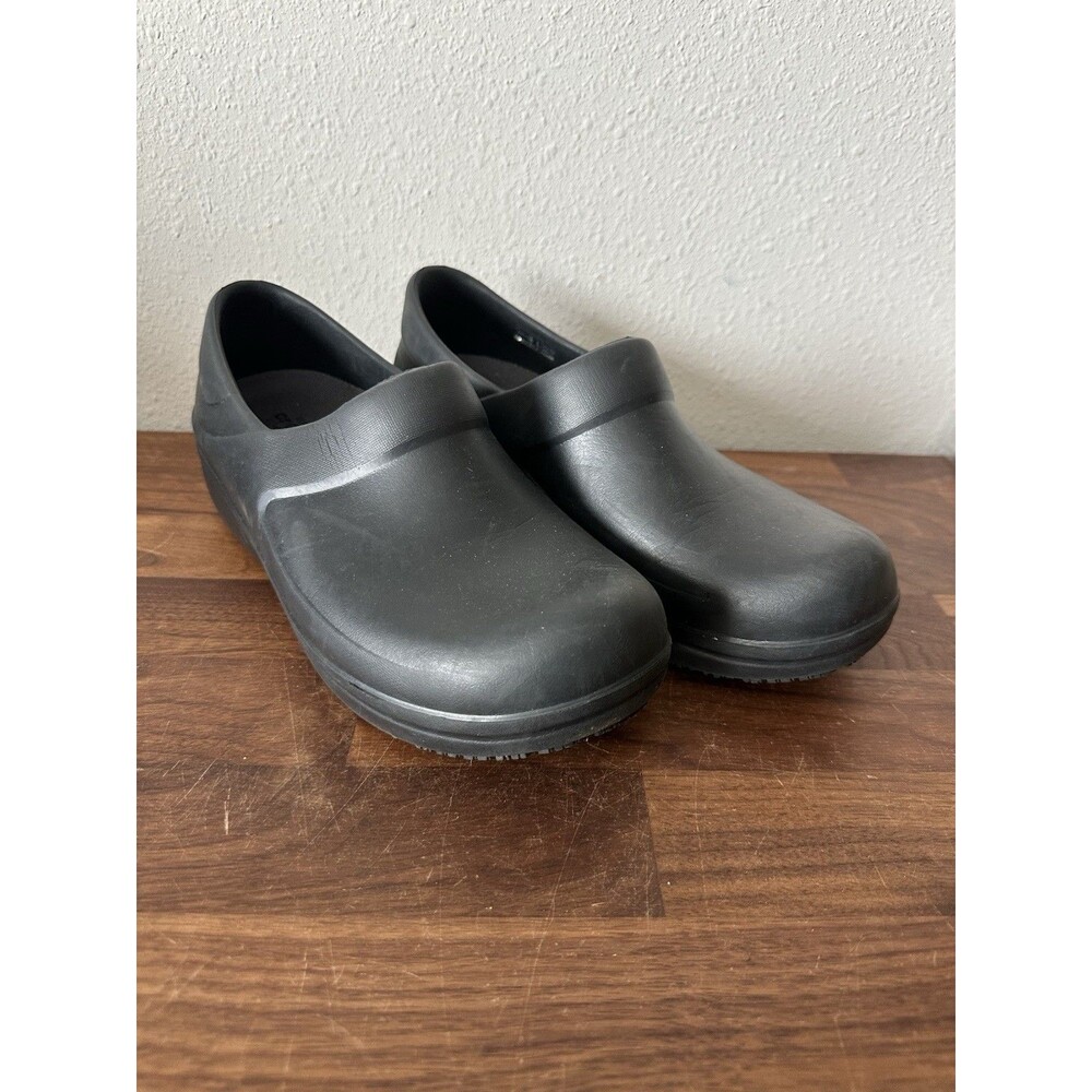 Dual Crocs Comfort Shoes Womens 10 Professional Slip On Clogs Black Round